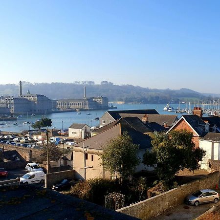 Appartement Pure B - Exceptional Views Of Tamar & Royal William Yard With Free Parking & Wifi à Plymouth Extérieur photo