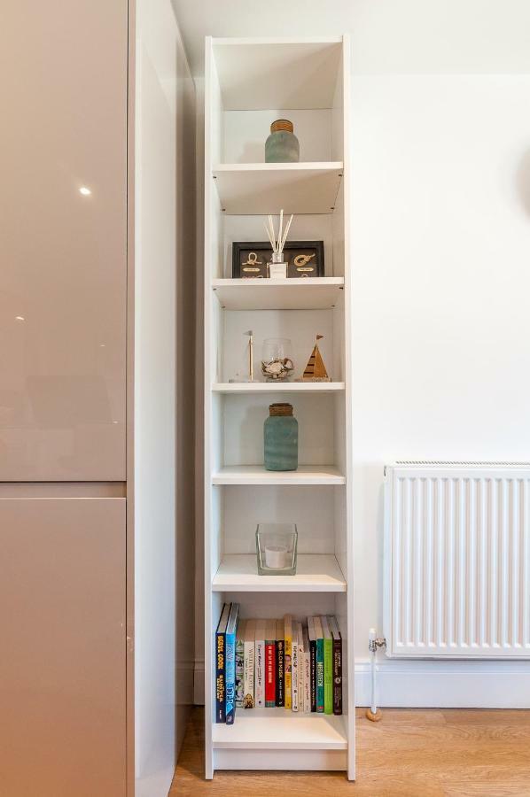 Appartement Pure B - Exceptional Views Of Tamar & Royal William Yard With Free Parking & Wifi à Plymouth Extérieur photo